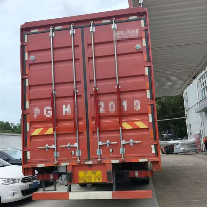 登封市洛浦县进仓物流：专线直达的多元货运探索